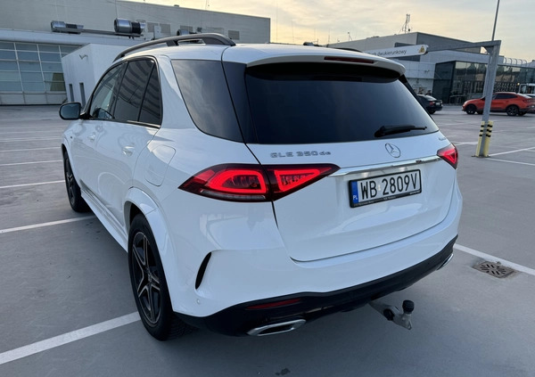 Mercedes-Benz GLE cena 265000 przebieg: 92000, rok produkcji 2020 z Warszawa małe 301